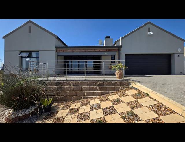 3 BEDROOM HOUSE FOR SALE IN REEBOK